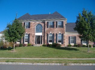 1818 Gary Rd, Stewartsville, NJ 08886