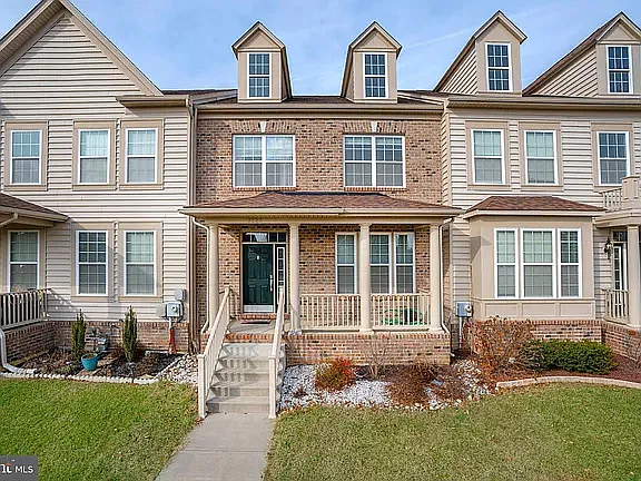 2223 N Okeeffe Ln — Photo 1