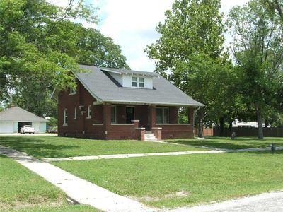 1104 Sycamore St, Humboldt, KS, 66748