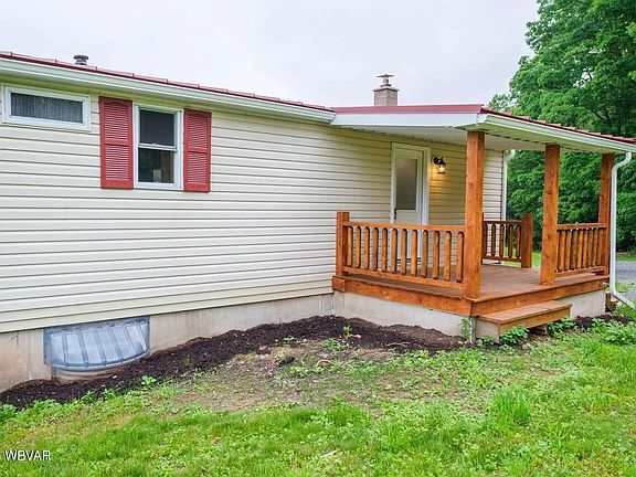 4th image of 155 Aspen Ln
