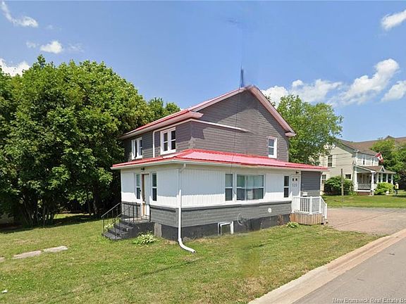 2nd image of 525 Acadie Ave