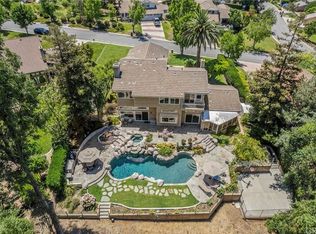 410 S Canyon Ridge Dr, Anaheim, CA 92807