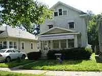 541 N Pleasant St photo 1