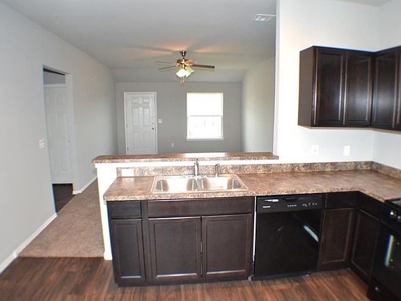 3rd image of 9624 Eli Dr