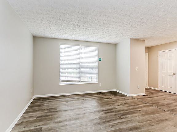 5th image of 8582 Wildomar Ave