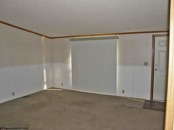 5th image of 71 Grandview Ave