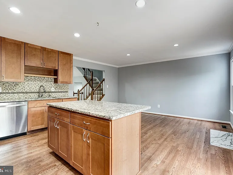 3827 Inverness Rd — Photo 15