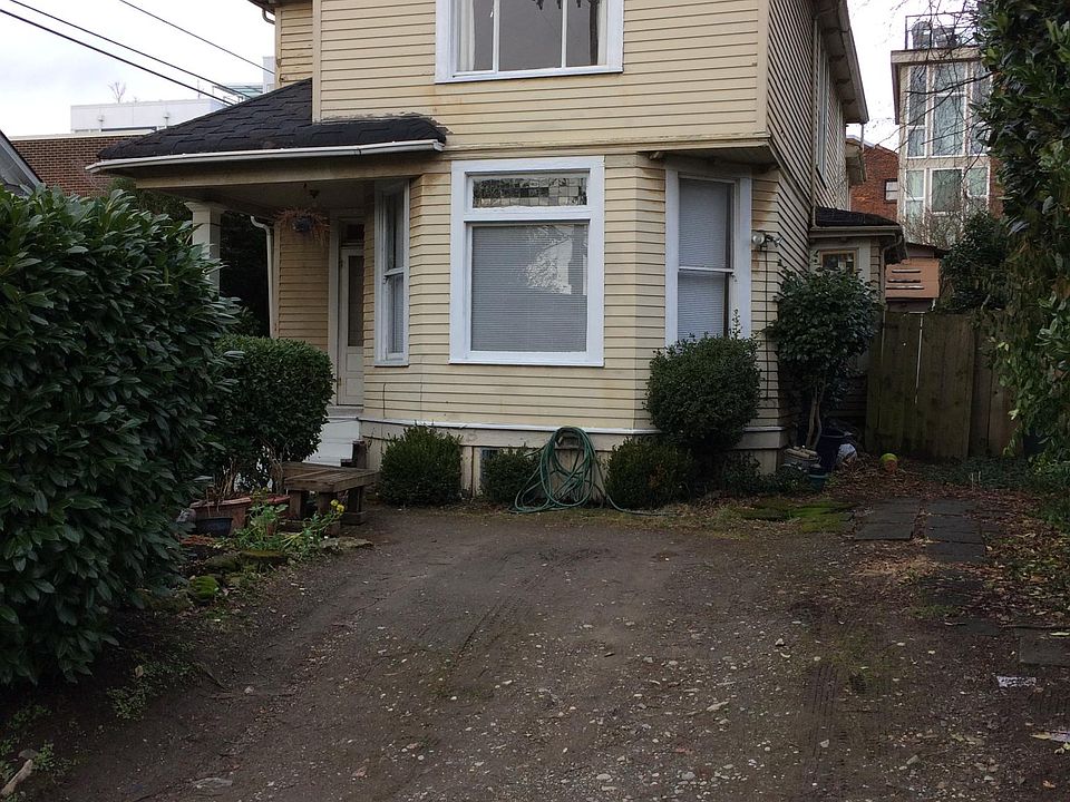 street view with parking area