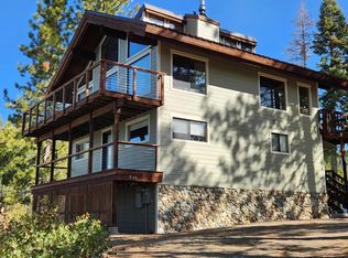 736 Hillcrest Dr, Arnold, CA 95223