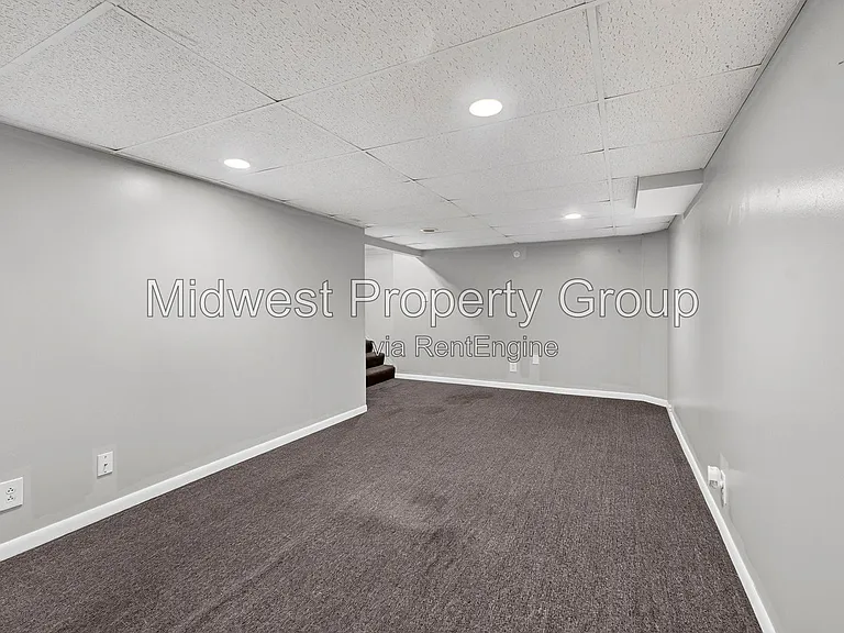 1205 Acredale Dr — Photo 20