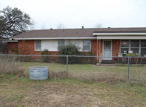 2nd image of 1523 Fm 2174 Unit A