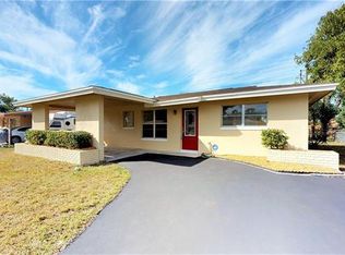 4736 West Dr, Fort Myers, FL 33907