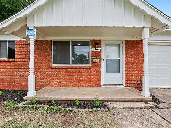 3rd image of 1344 SW 62nd St