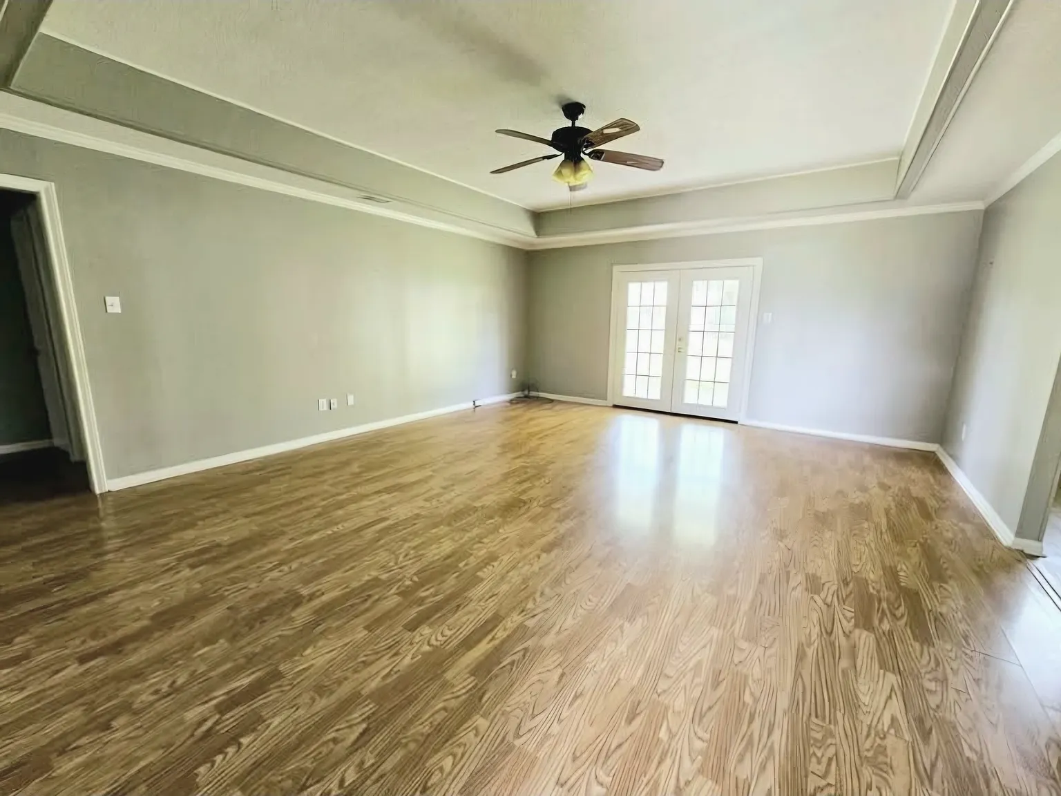 3 bed, 1500 sqft, $1,750 — Photo 2