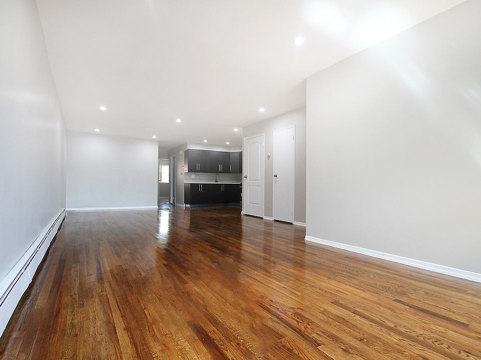 1st image of 2805 Newtown Ave