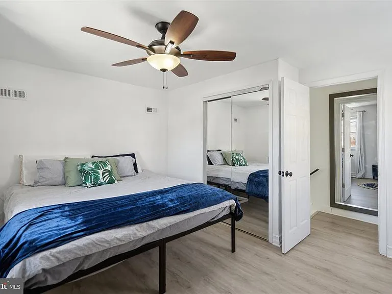 3612 Kemper Rd — Photo 8