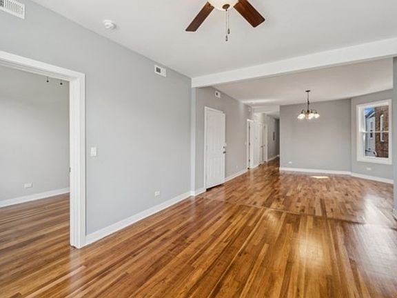 4th image of 539 N Trumbull Ave