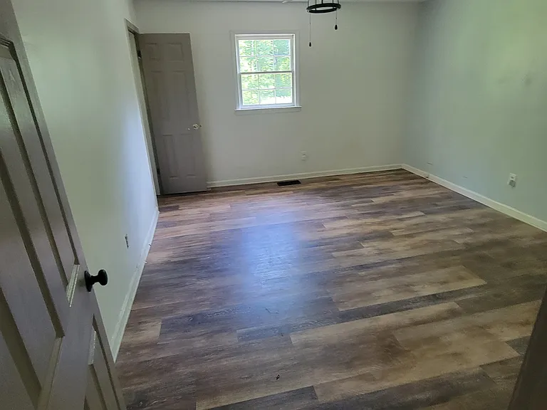14 Forest Pl — Photo 12