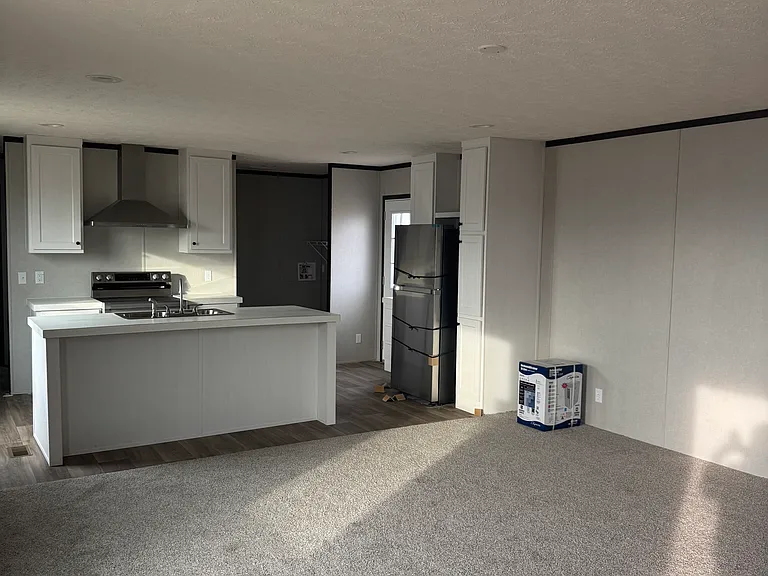22724 City Lake Rd #22724 — Photo 5