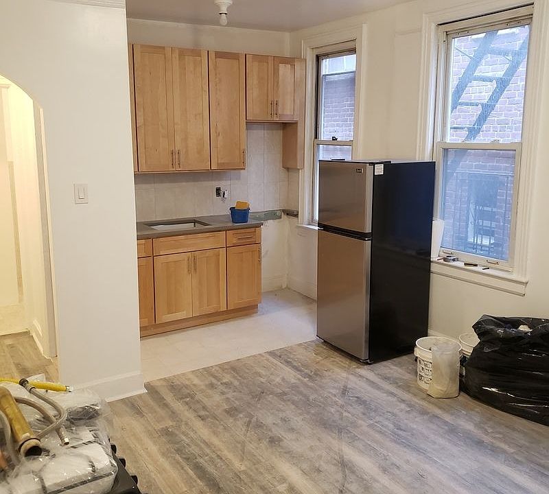 2nd image of 23-66 28th St #2