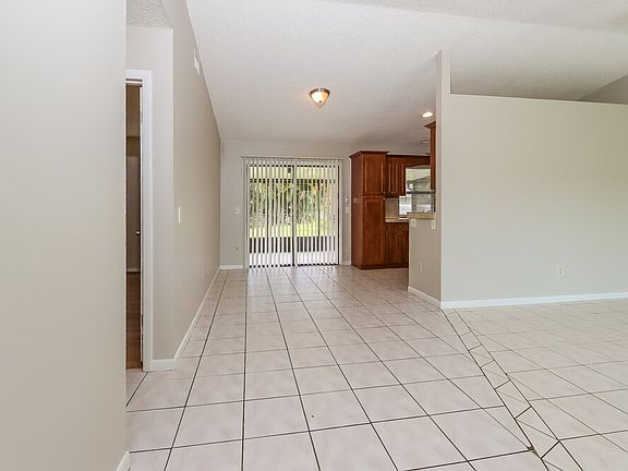 5th image of 1649 SW Nervia Ave