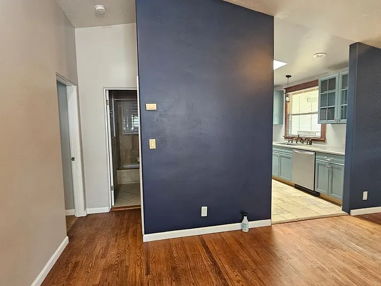 352 Bonito Ave — Photo 24