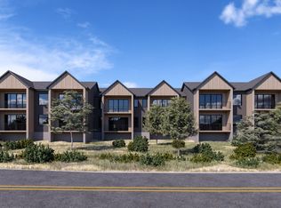 Lake St UNIT 16B, Frankfort, MI 49635
