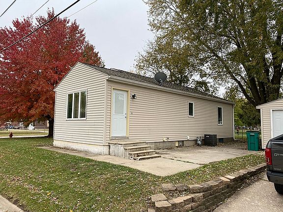 3rd image of 757 Central Ave