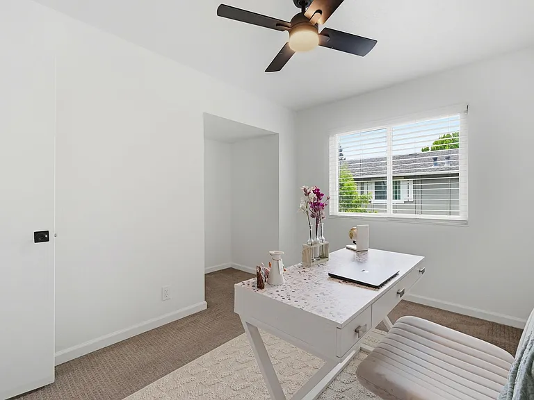2561 Fountainhead Dr — Photo 15