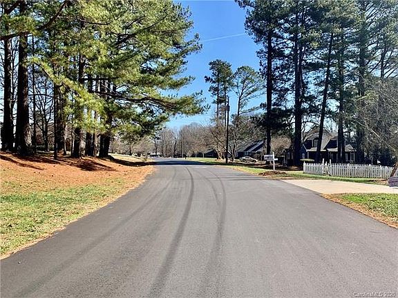 5th image of 203 Macon Dr #47