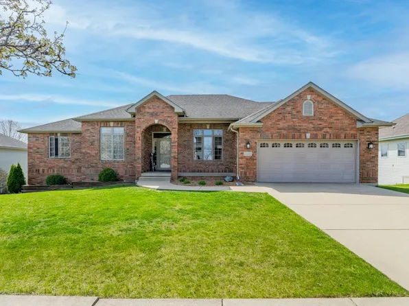 12430 Connecticut St, Crown Point, IN 46307