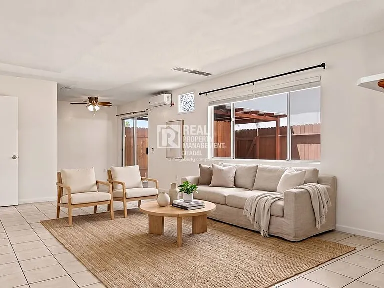 3009 Canyon Crest Dr #A — Photo 26