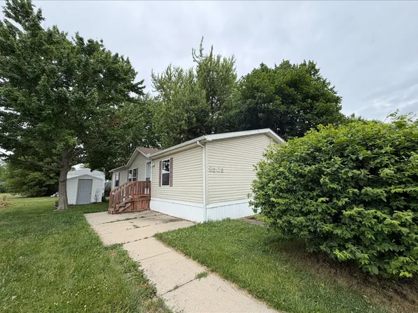 8505 Chanel Ct #179, Newport, MI 48166