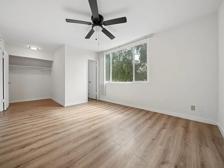 16900 Parthenia St #8625 — Photo 45