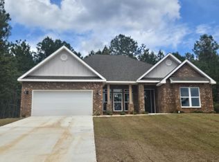 120 Lynnstone, Petal, MS 39465