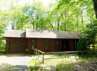 5578 Woodland Ave, Pocono Pines, PA