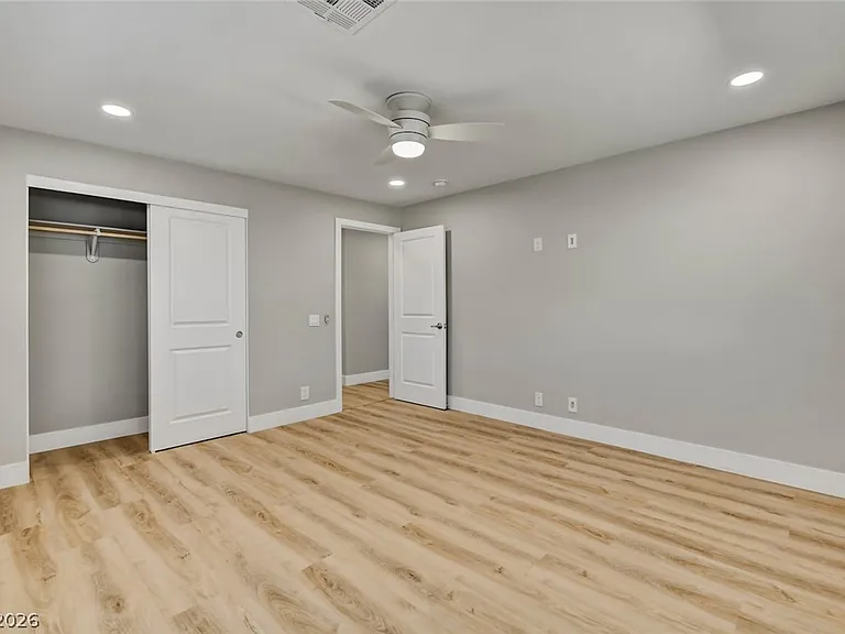 1800 8th Pl — Photo 37