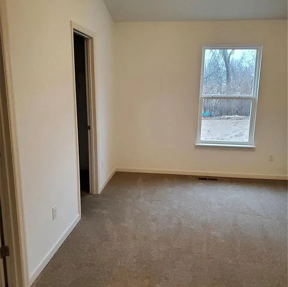 3611 Welland Ave — Photo 5