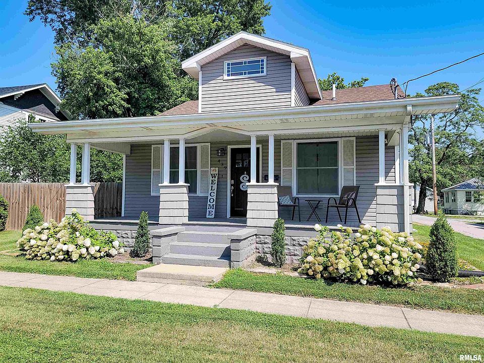 439 E North Ave, Flora, IL 62839 Zillow