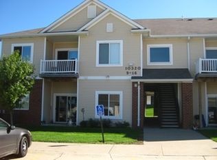 10320 Norfolk Dr UNIT 16, Johnston, IA 50131