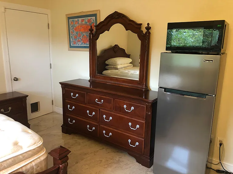 Bamboo Cir — Photo 16