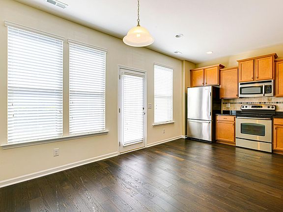 Dining and Eat-in Kitchen