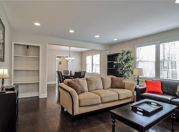 3rd image of 909 Woodmont Blvd