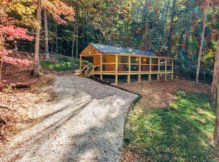 6960 Hardwicks Creek Rd, Stanton, KY 40380