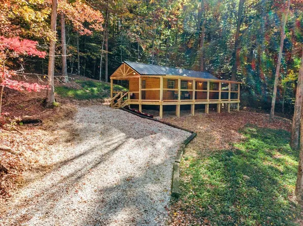 6960 Hardwicks Creek Rd, Stanton, KY 40380