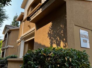 501 Gibson Dr APT 723, Roseville, CA 95678