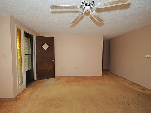 4th image of 806 Jeffords St