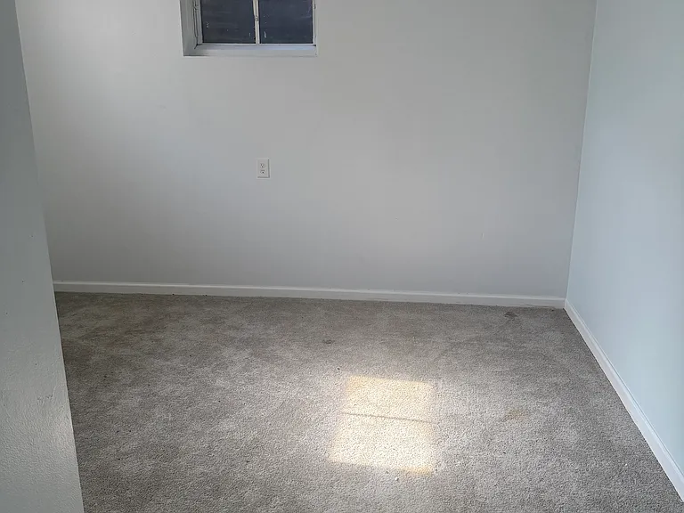 1135 S Gray St — Photo 10