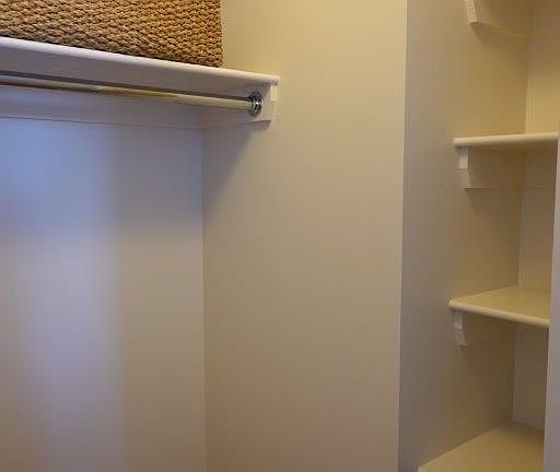 5th image of 1510 Lexington Ave APT 8C