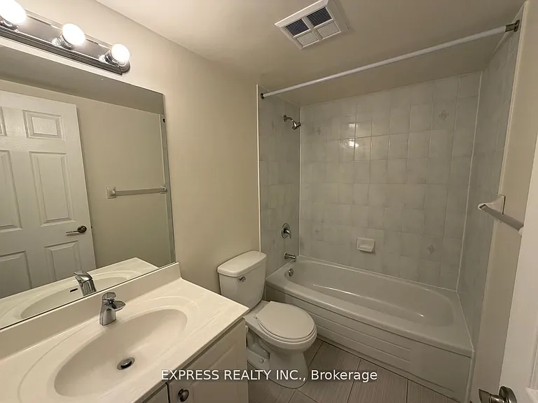 39 Pemberton Ave #710 — Photo 8